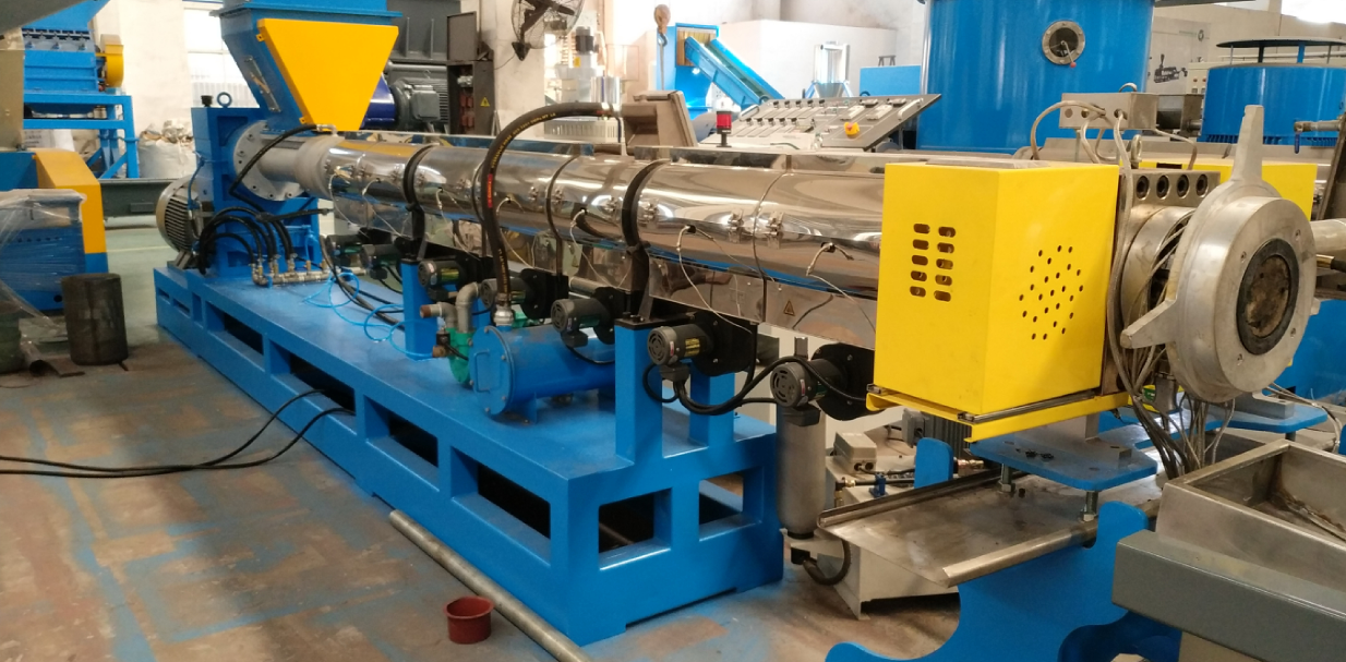 塑料颗粒生产：秦风的CF-PZ颗粒生产线